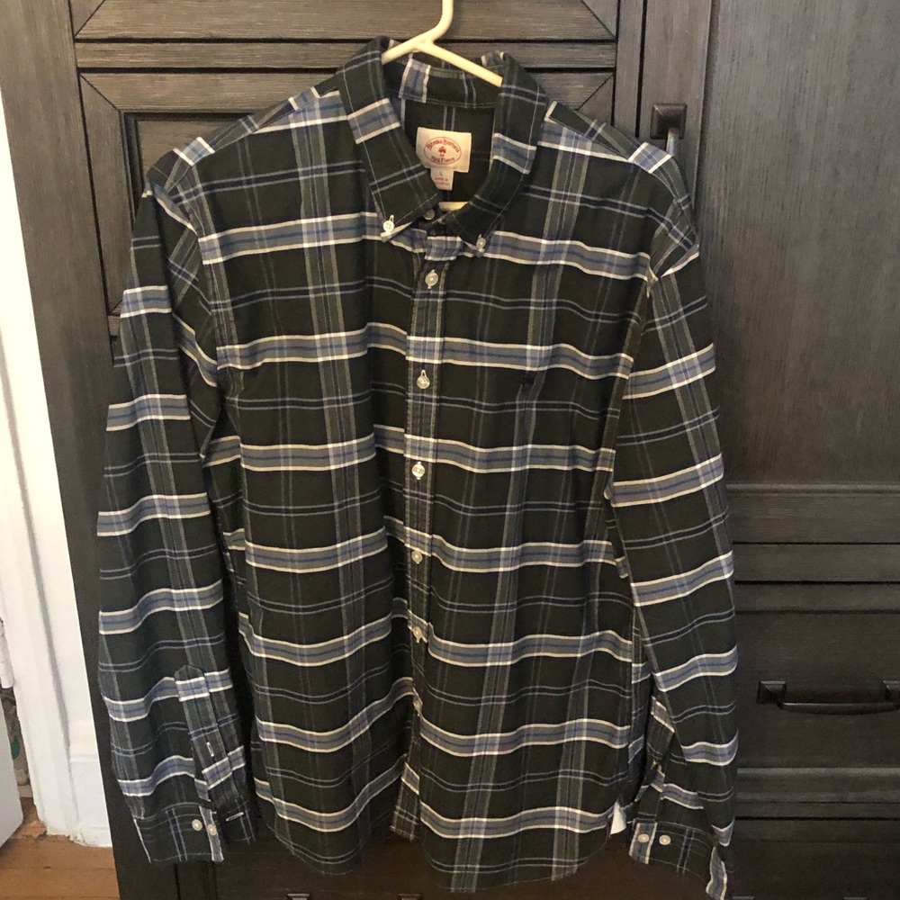 Brooks Brothers Red Fleece Men’s Button Down Shirt